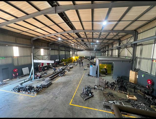 2,865M² WAREHOUSE TO LET IN KNOPJESLAAGTE